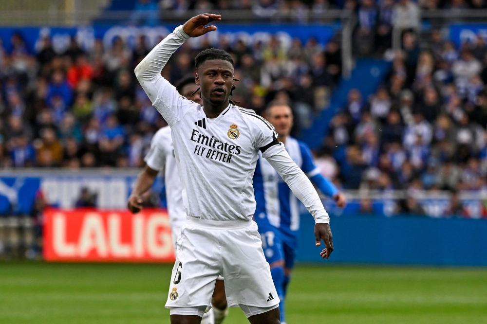 在防守端 在防守端